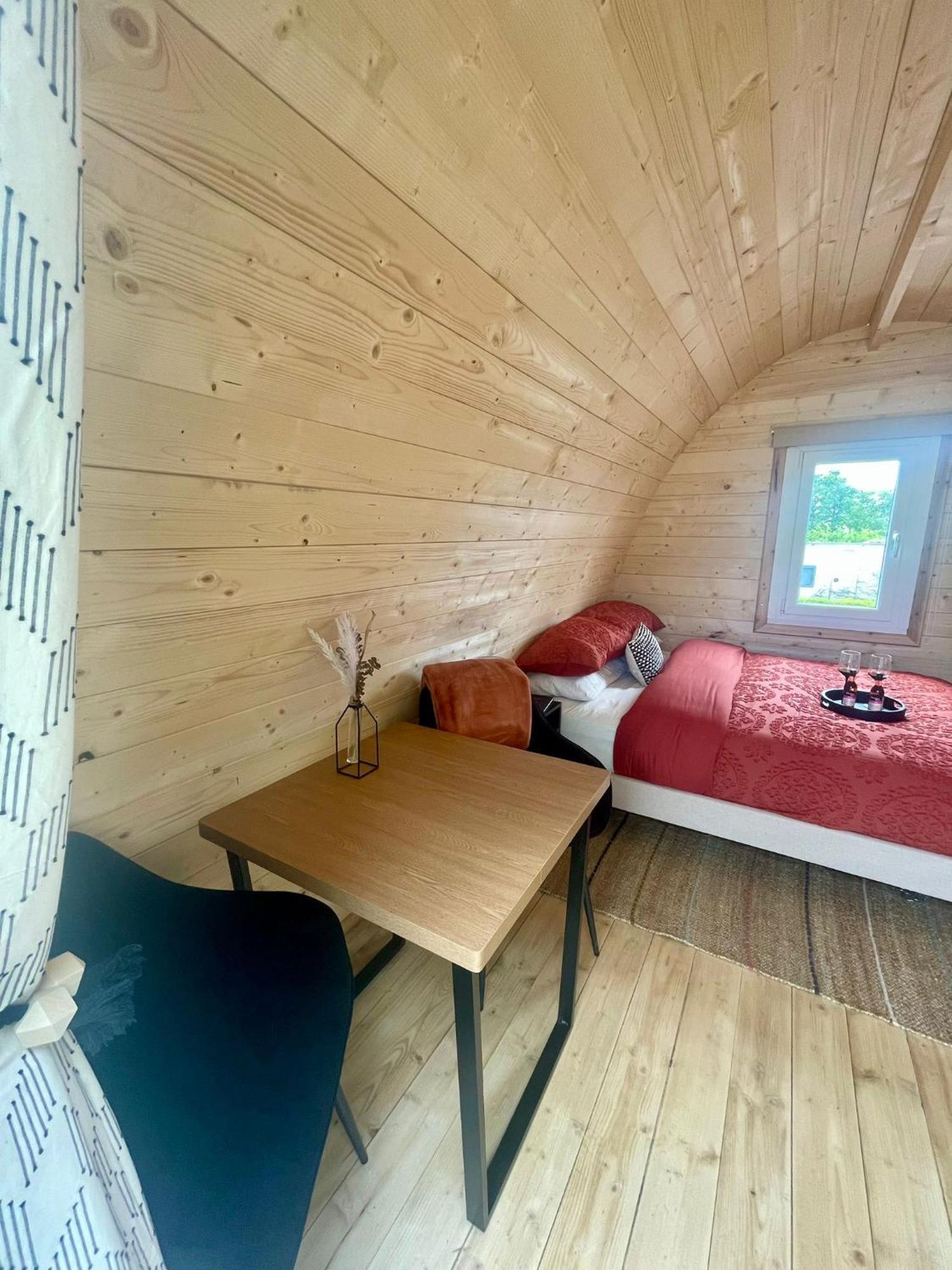Coedydd - Woods Apartment บริดจ์เอนด์ ภายนอก รูปภาพ