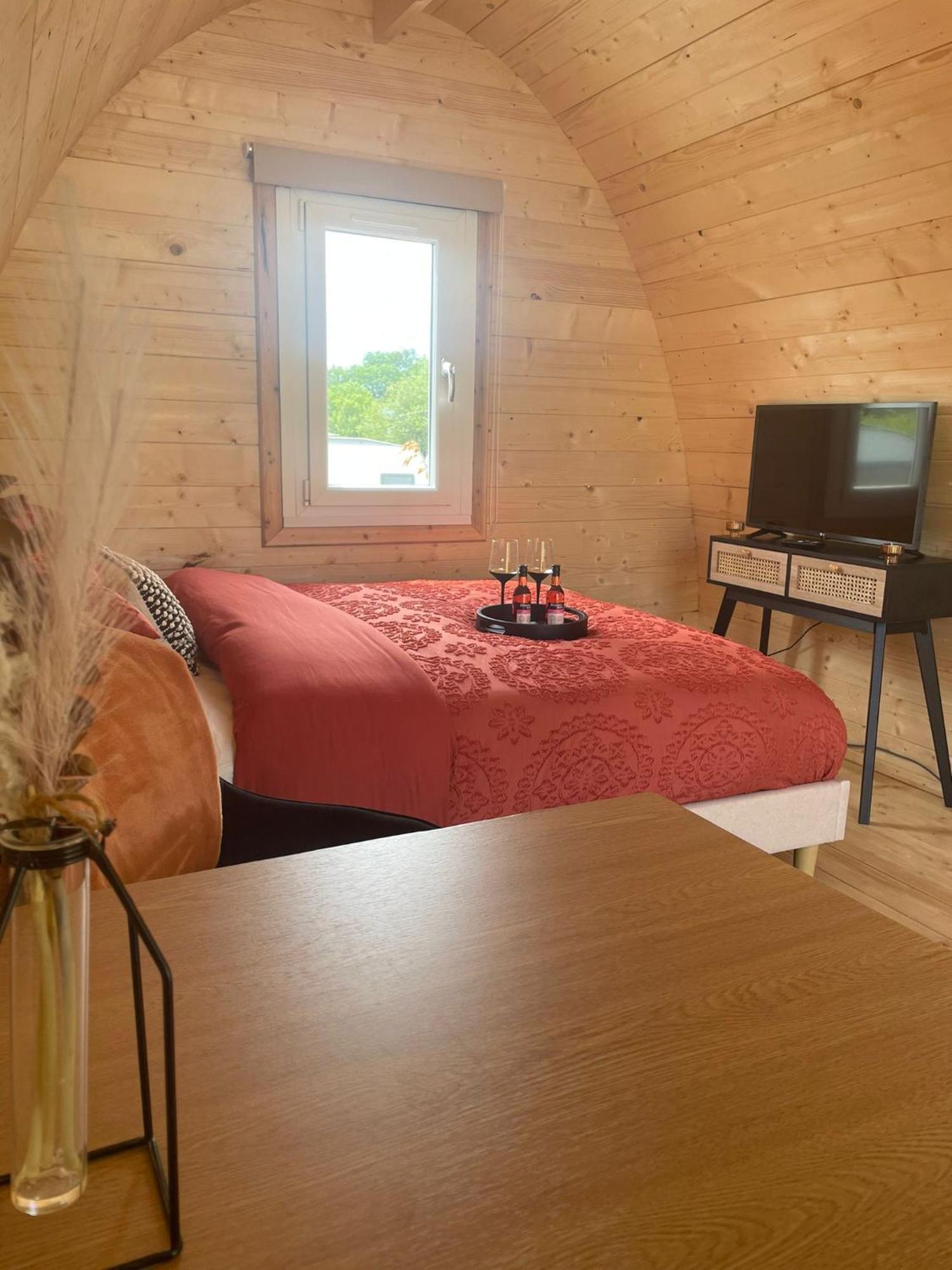 Coedydd - Woods Apartment บริดจ์เอนด์ ภายนอก รูปภาพ